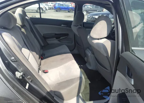 2010 Honda Accord 2.4 Lx z USA, uszkodzony, nr VIN 1HGCP2F3XAA064534